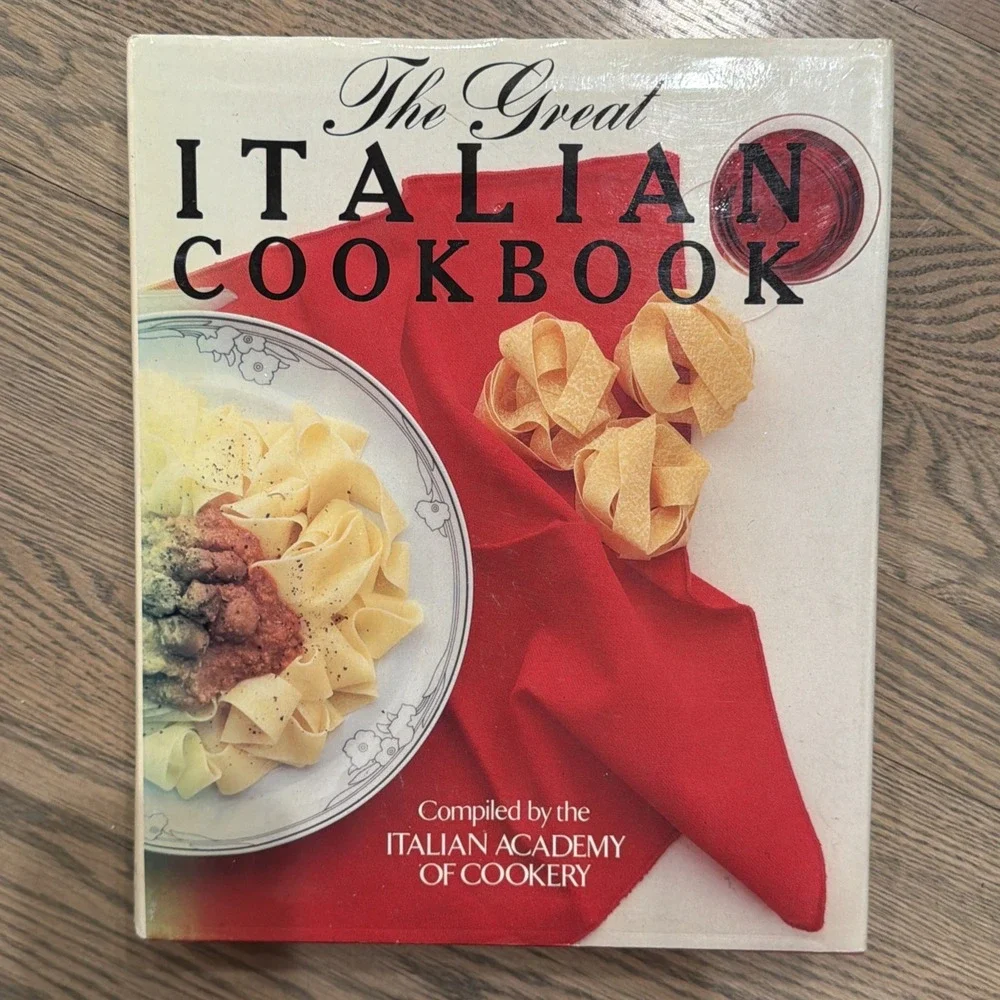 The‎ Great Italian Cookbook Hardcover Dust Jacket 1987